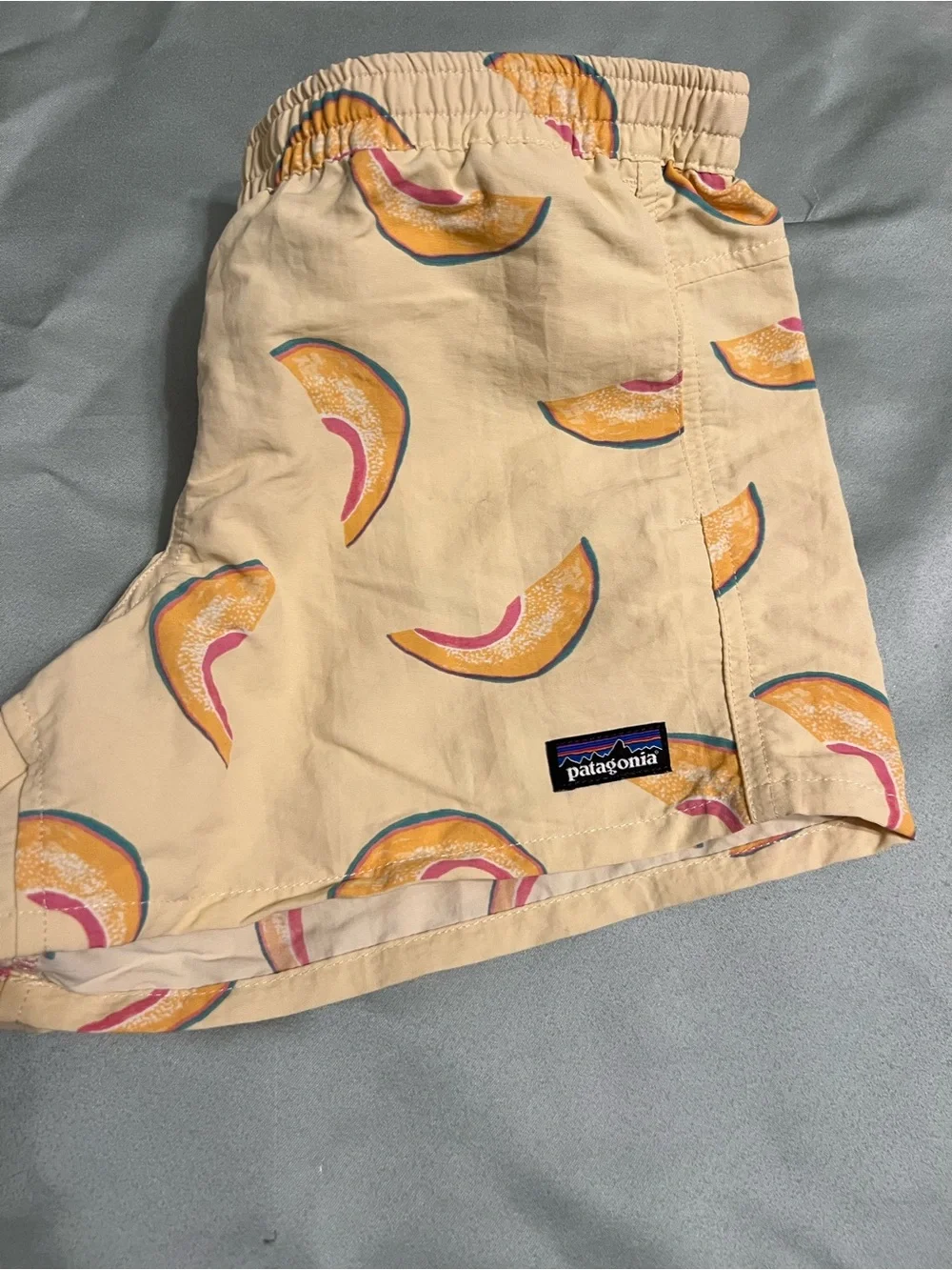 Patagonia Girls XL Yellow Melon-Print swim board Shorts
